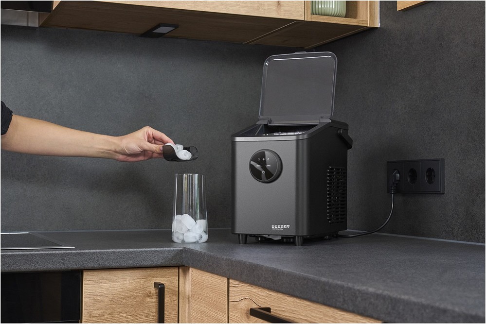 Ritter Eiswürfelbereiter BEEZER IceCube mini